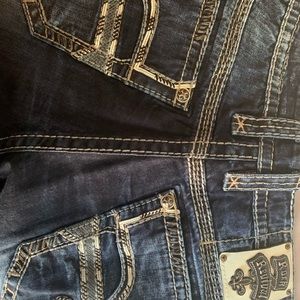 Men’s Authentic Rock Revival Jeans Size:40